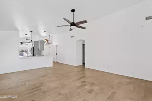 6536 W Desert Hollow Dr, Phoenix, AZ 85083 - Photo 8
