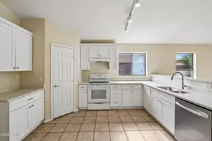 1618 W Pollack St, Phoenix, AZ 85041 - Photo 18