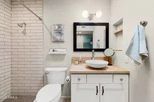 4800 N 68th St, Scottsdale, AZ 85251 - Photo 14