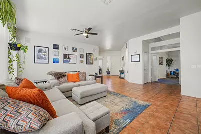 3901 E Carter Drive, Phoenix, AZ 85042 - Photo 4