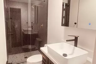 8229 E Vista Dr, Scottsdale, AZ 85250 - Photo 8