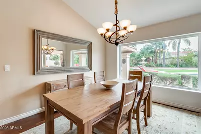 10675 E Cinnabar Avenue, Scottsdale, AZ 85258 - Photo 16