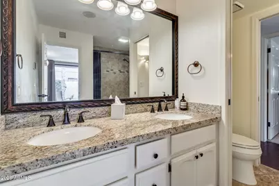 10675 E Cinnabar Avenue, Scottsdale, AZ 85258 - Photo 30