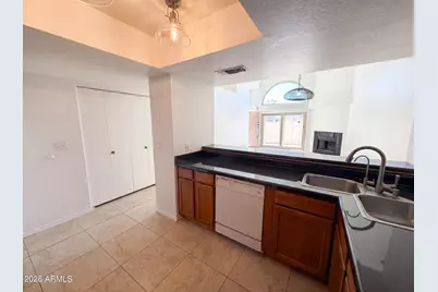 1111 W Summit Place #28, Chandler, AZ 85224 - Photo 8