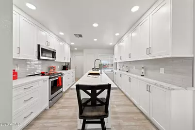 7241 W Laurel Lane, Peoria, AZ 85345 - Photo 14