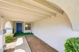 7241 W Laurel Ln, Peoria, AZ 85345 - Photo 8