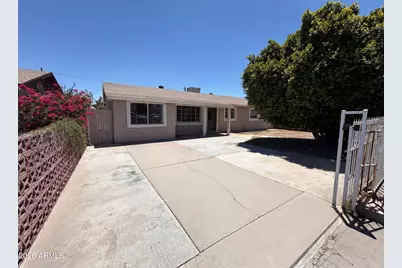 4505 W Clarendon Avenue, Phoenix, AZ 85031 - Photo 1