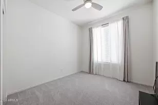 17986 W Soft Wind Dr, Surprise, AZ 85387 - Photo 18