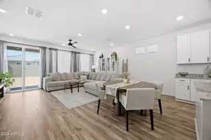 17986 W Soft Wind Dr, Surprise, AZ 85387 - Photo 6
