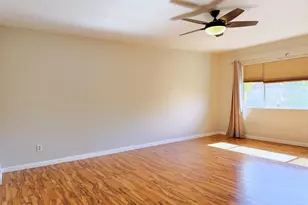 5625 S Admiralty Ct E, Tempe, AZ 85283 - Photo 8