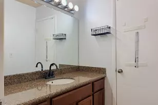 5625 S Admiralty Ct E, Tempe, AZ 85283 - Photo 10