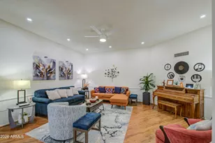 10925 W Hibiscus Dr, Sun City, AZ 85373 - Photo 12