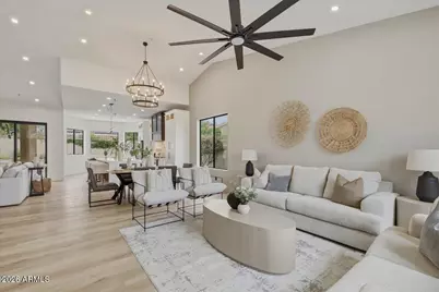 9034 E Helm Drive, Scottsdale, AZ 85260 - Photo 4