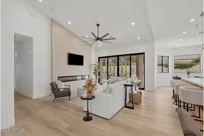 9034 E Helm Drive, Scottsdale, AZ 85260 - Photo 4