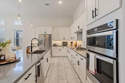 21147 W Hillcrest Boulevard, Buckeye, AZ 85396 - Photo 12