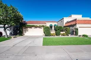 9745 N 80th Pl, Scottsdale, AZ 85258 - Photo 1