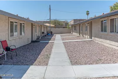 936 W Mountain View Road #1, Phoenix, AZ 85021 - Photo 4