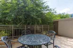 2211 E Camelback Rd, Phoenix, AZ 85016 - Photo 14