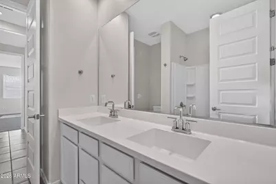 3737 S 64th Lane, Phoenix, AZ 85043 - Photo 32