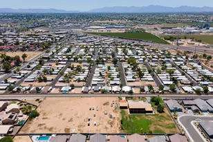 8601 N 71st Ave, Glendale, AZ 85301 - Photo 18