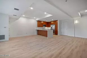 7141 E Rancho Vista Dr, Scottsdale, AZ 85251 - Photo 1