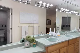 2102 E Alameda Dr, Tempe, AZ 85282 - Photo 26