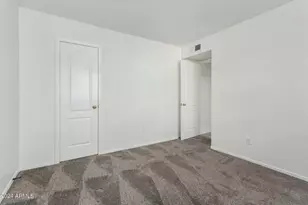 927 W Grand Caymen Dr, Gilbert, AZ 85233 - Photo 24