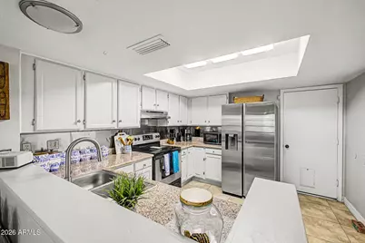 510 E Wescott Drive, Phoenix, AZ 85024 - Photo 8