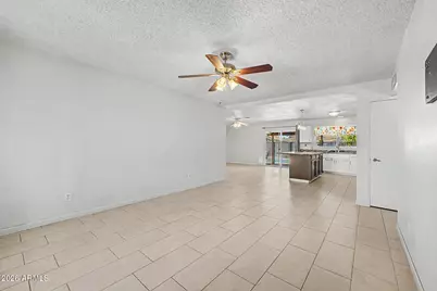 2815 W Villa Rita Drive, Phoenix, AZ 85053 - Photo 2