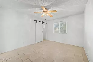 2815 W Villa Rita Dr, Phoenix, AZ 85053 - Photo 12