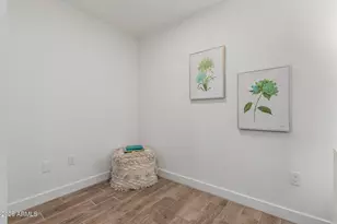2511 W Queen Creek Rd, Chandler, AZ 85248 - Photo 10