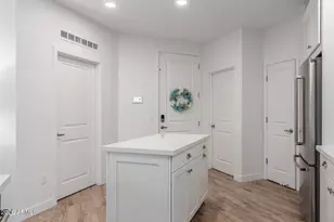 2511 W Queen Creek Rd, Chandler, AZ 85248 - Photo 6