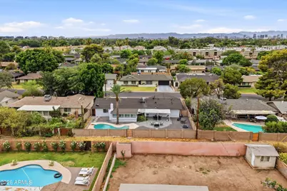1708 E McLellan Boulevard, Phoenix, AZ 85016 - Photo 36