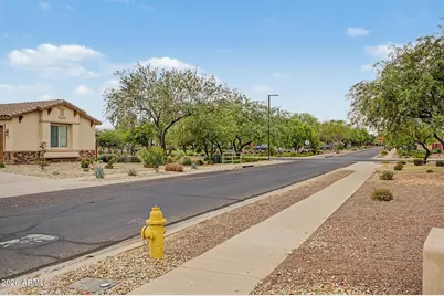 17428 W Red Bird Road, Surprise, AZ 85387 - Photo 4