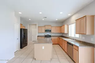 19417 W Morning Glory Dr, Buckeye, AZ 85326 - Photo 6