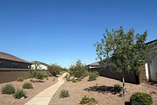 4924 S 104th Dr, Tolleson, AZ 85353 - Photo 4