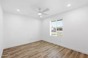 4136 W Caron St, Phoenix, AZ 85051 - Photo 18