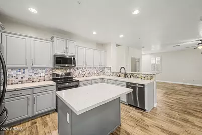 7103 W Lone Tree Trail, Peoria, AZ 85383 - Photo 2
