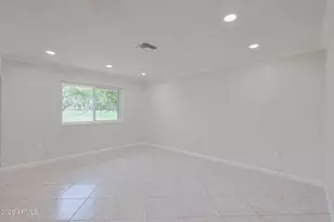 10646 W Tropicana Cir, Sun City, AZ 85351 - Photo 20