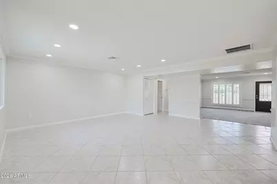 10646 W Tropicana Circle, Sun City, AZ 85351 - Photo 10