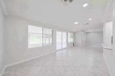 10646 W Tropicana Circle, Sun City, AZ 85351 - Photo 18