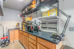 3531 E Becker Ln, Phoenix, AZ 85028 - Photo 52