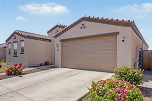 2540 W Grenadine Rd, Phoenix, AZ 85041 - Photo 4