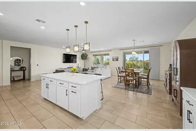 2540 W Grenadine Road, Phoenix, AZ 85041 - Photo 22
