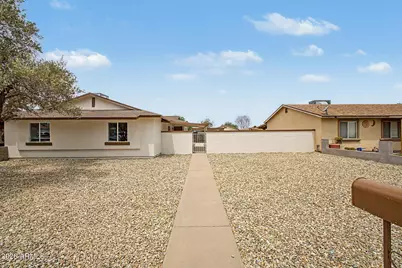 1134 N 60th Drive, Phoenix, AZ 85043 - Photo 2