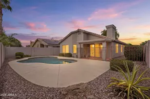 3407 E Wahalla Ln, Phoenix, AZ 85050 - Photo 2