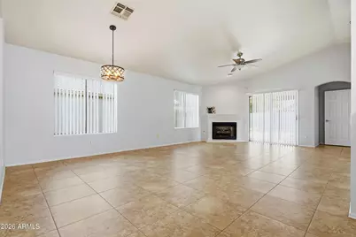 3407 E Wahalla Lane, Phoenix, AZ 85050 - Photo 4