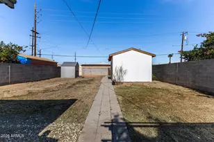 1614 W Lynwood St, Phoenix, AZ 85007 - Photo 12