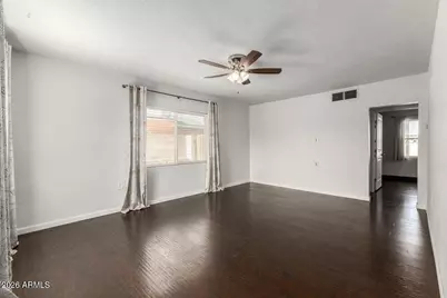 1614 W Lynwood Street, Phoenix, AZ 85007 - Photo 2