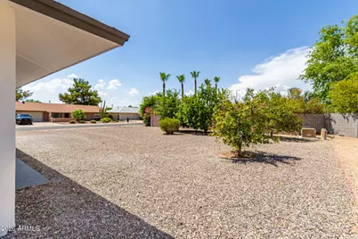 9830 W Evergreen Drive, Sun City, AZ 85373 - Photo 20